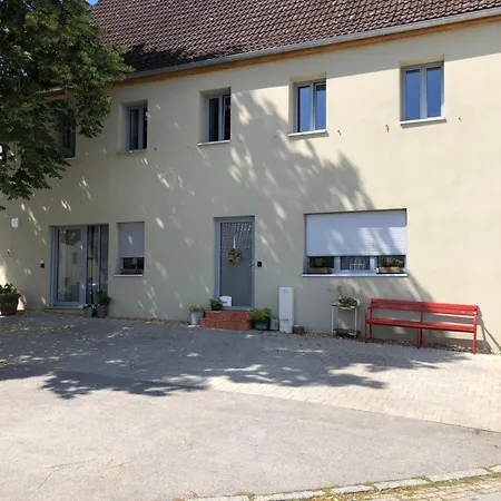Appartement Laendliche Wildblume, 4 Km Zum Stausee *